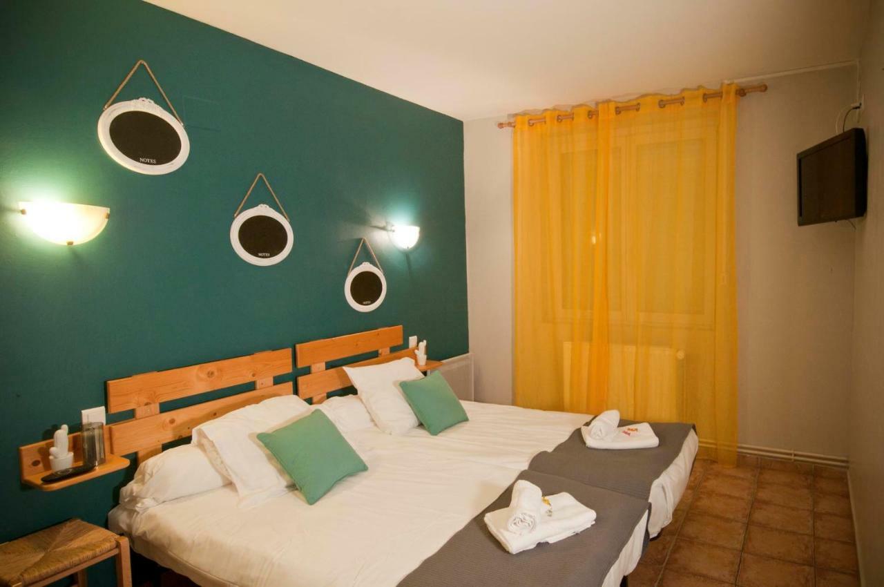 Logis Hotel Restaurant Auberge De L'Espinouse Fraisse-sur-Agout Esterno foto